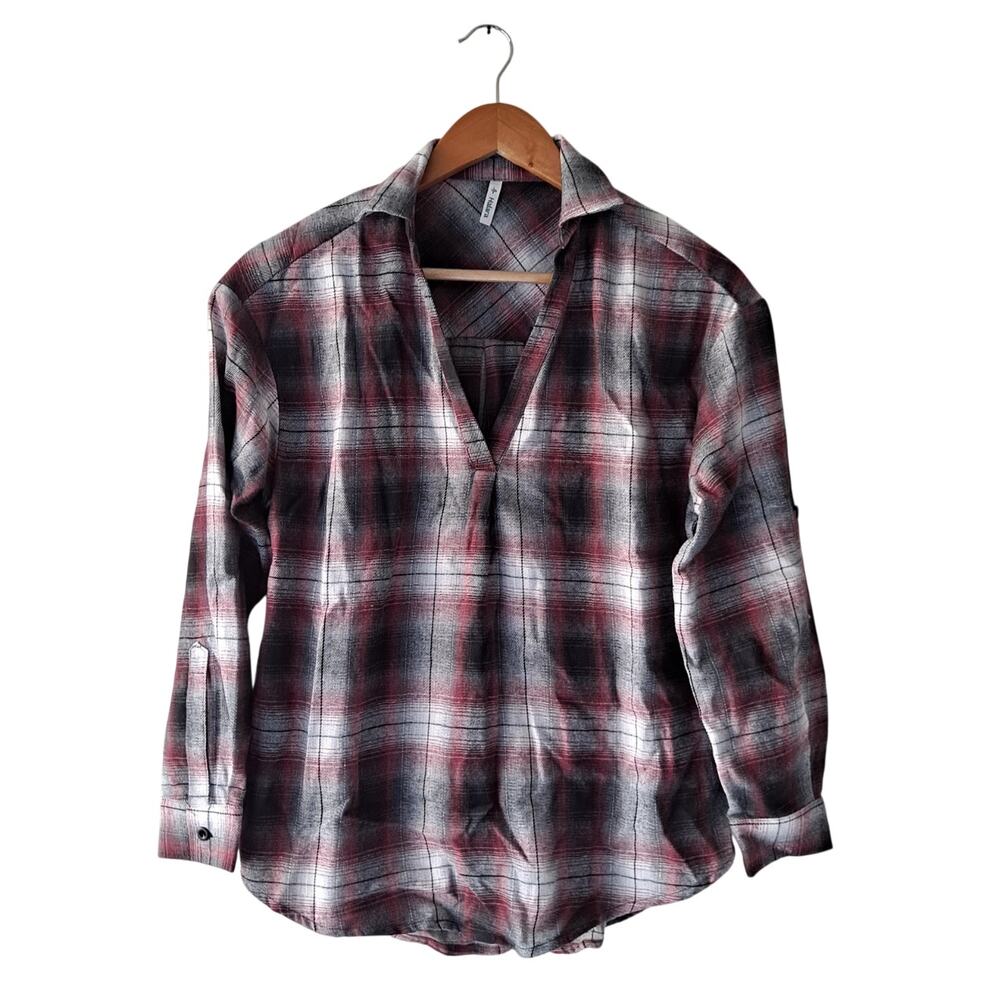NWOT Halara Plaid Shirt Long Sleeve Collared Top Red Black White Womens Size XS